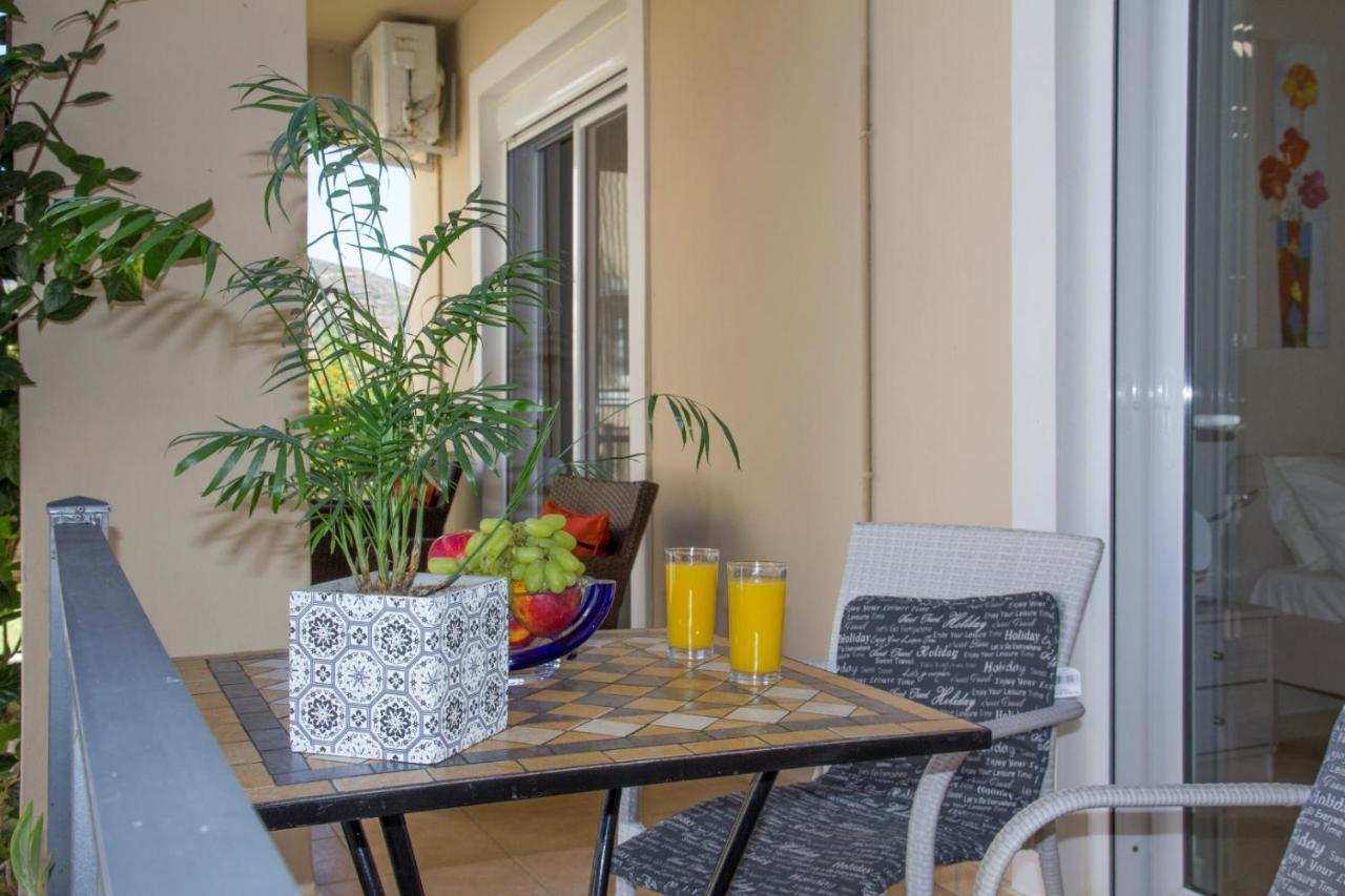 Villa Nopigia Homeleader Экстерьер фото